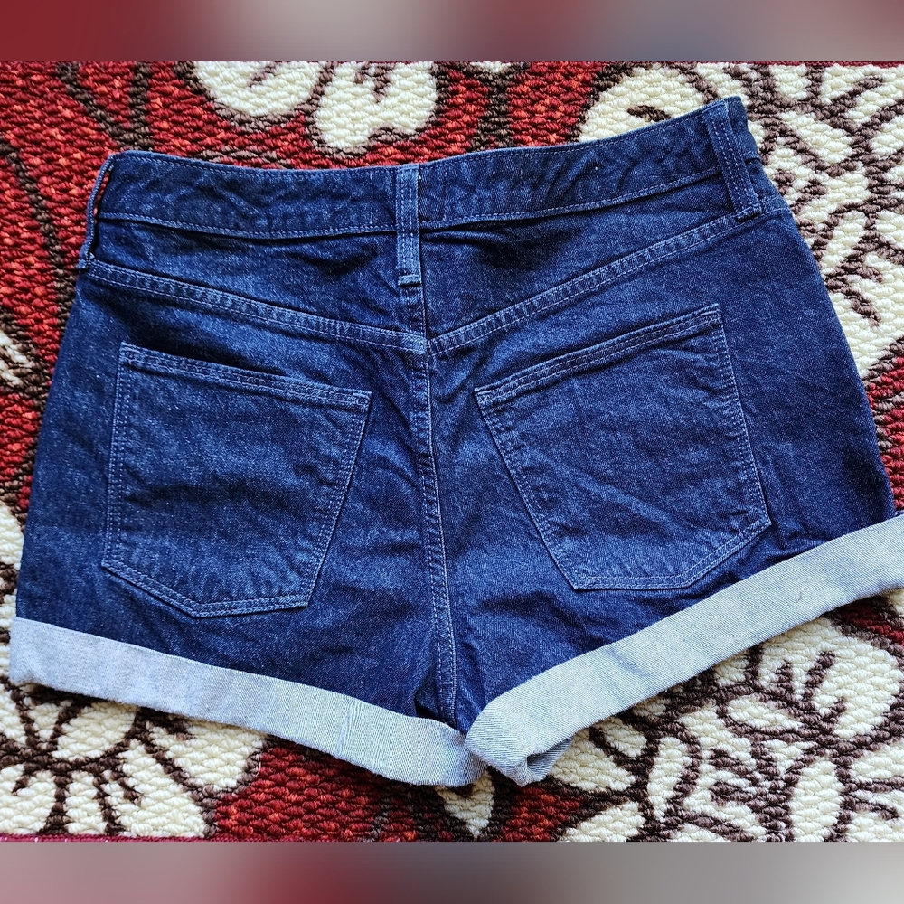 Universal Thread Jean Shorts. - Picture 2 of 3